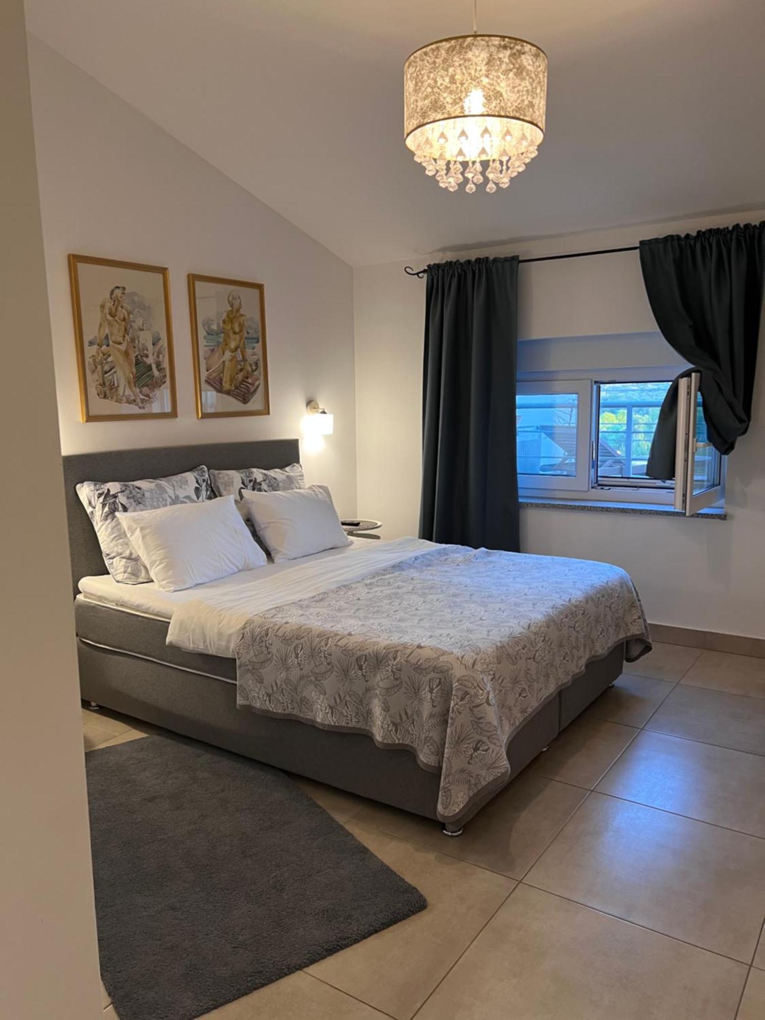 Apartments Bonvenon2พูลา ภายนอก รูปภาพ