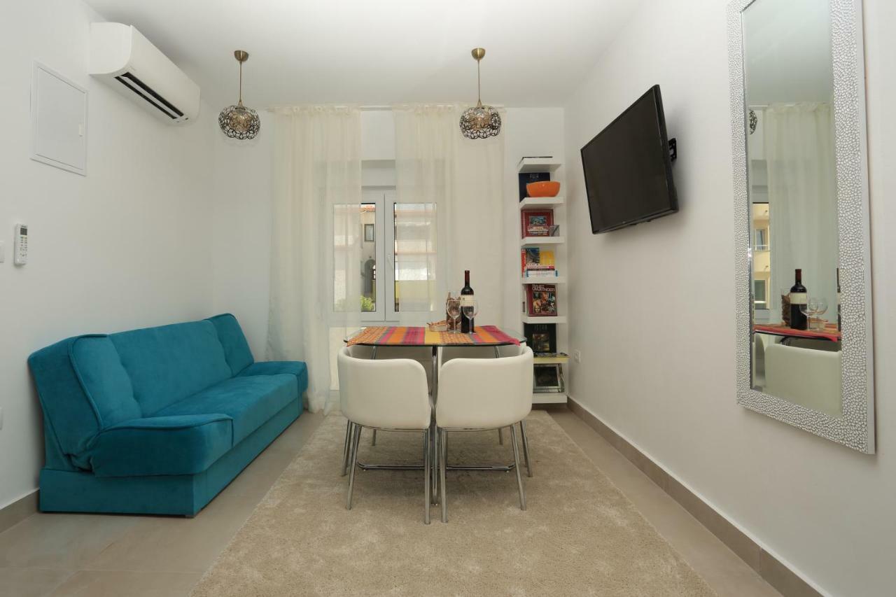 Apartments Bonvenon2พูลา ภายนอก รูปภาพ